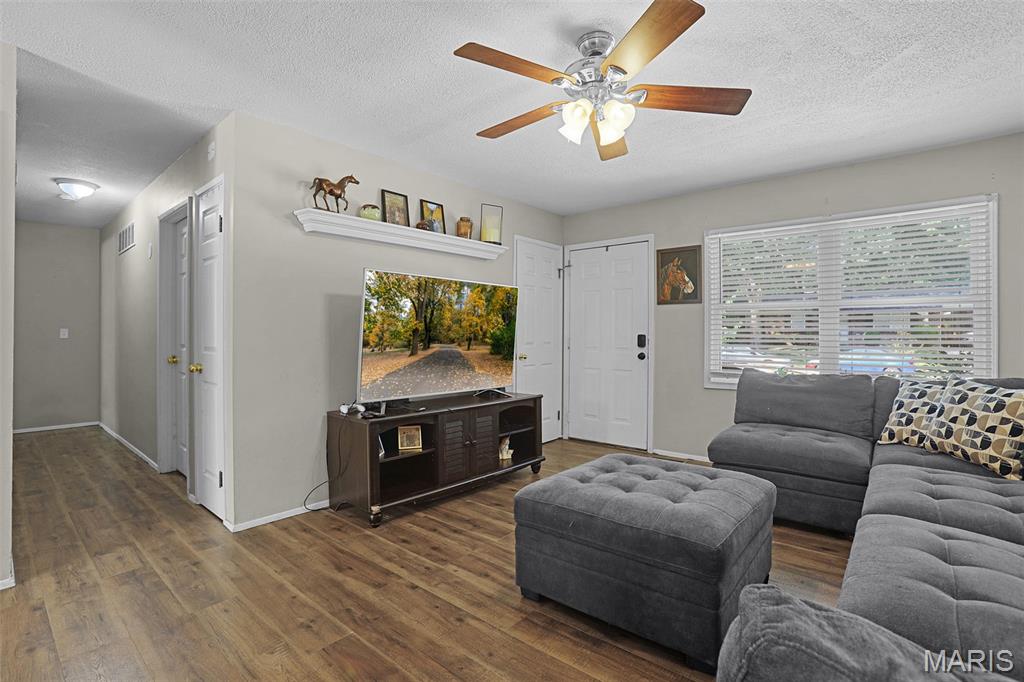5th image of 1704 E 9Th St, Washington, MO 63090 | MLS# MIS26053618