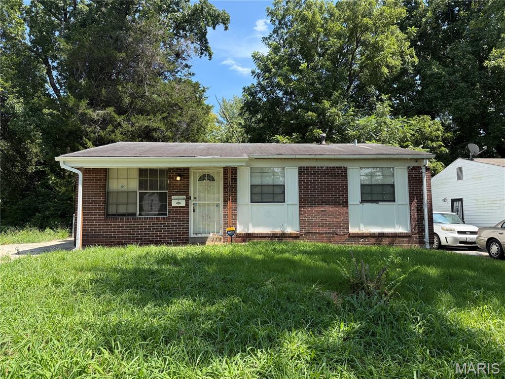1st image of 10414 Royal Dr, Saint Louis, MO 63136 | MLS# MIS26053645