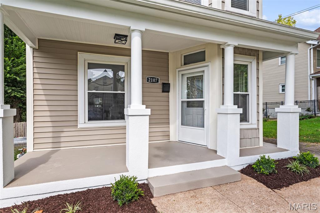 2nd image of 2107 Alameda Ave, Saint Louis, MO 63143 | MLS# MIS26053664