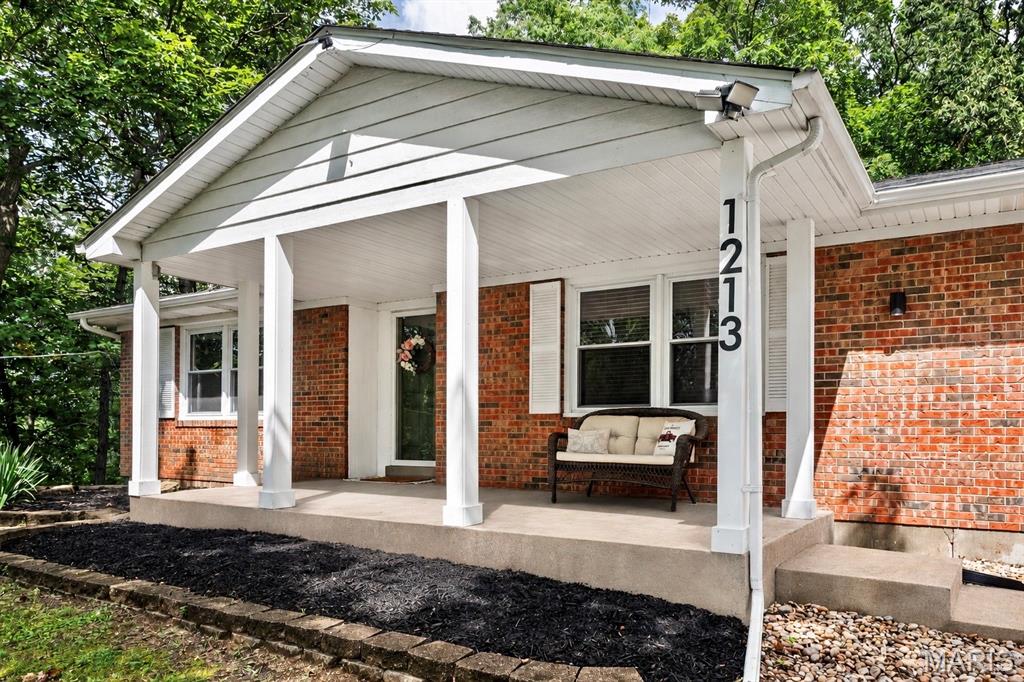 2nd image of 1213 Old County Farm Rd, Union, MO 63084 | MLS# MIS26053671