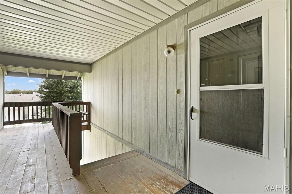2nd image of 1630 Summergate Pkwy #J, St Peters, MO 63303 | MLS# MIS26053704