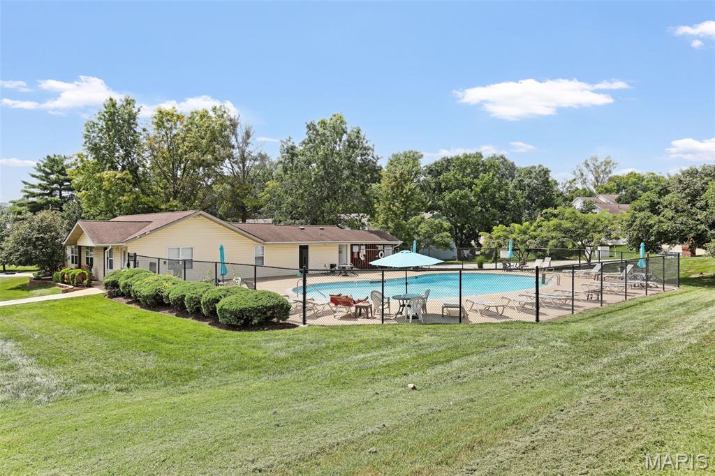 19th image of 1630 Summergate Pkwy #J, St Peters, MO 63303 | MLS# MIS26053704