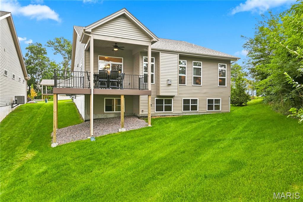 3rd image of 201 Keaton Woods Dr, O Fallon, MO 63368 | MLS# MIS26053713