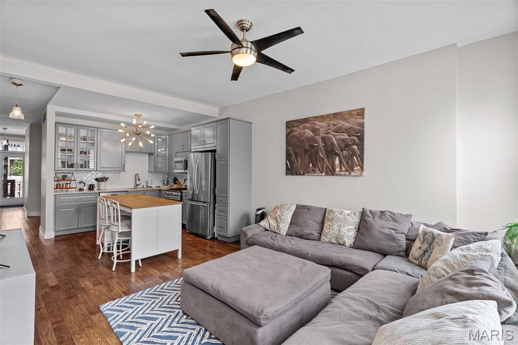 4th image of 4417 Oakland Ave, Saint Louis, MO 63110 | MLS# MIS26053758