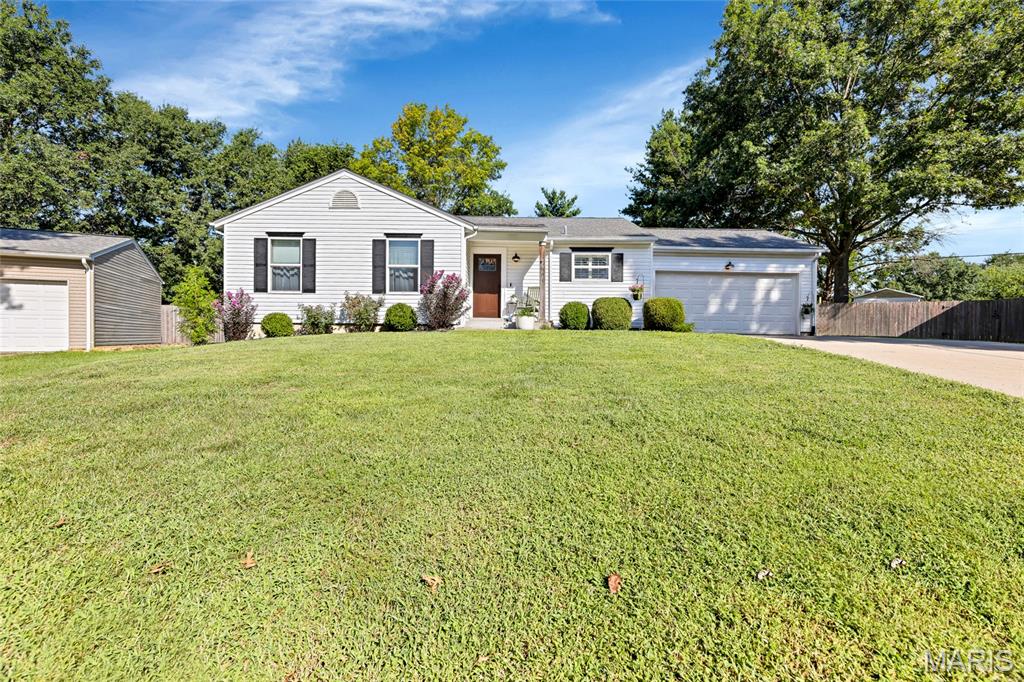 3rd image of 601 Big Timber Ln, O Fallon, MO 63368 | MLS# MIS26053786