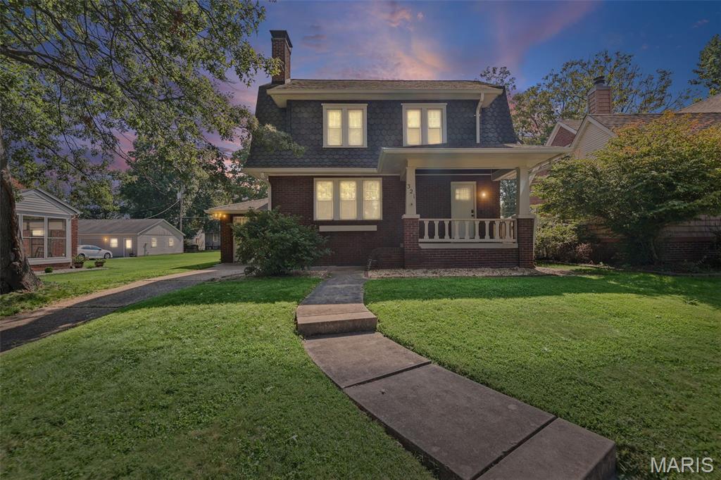 1st image of 321 S Missouri Ave, Belleville, IL 62220 | MLS# MIS26053789