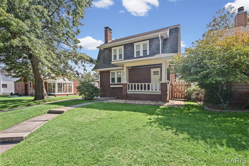 4th image of 321 S Missouri Ave, Belleville, IL 62220 | MLS# MIS26053789