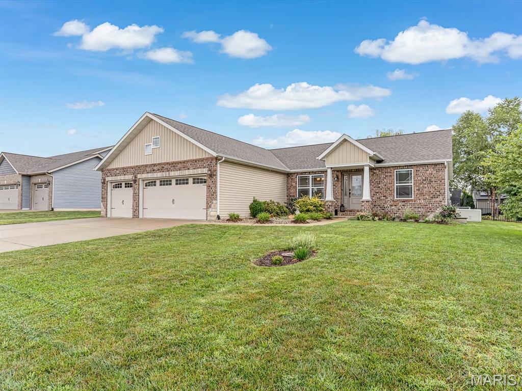 1st image of 305 Ambrose Dr, Troy, IL 62294 | MLS# MIS26053796