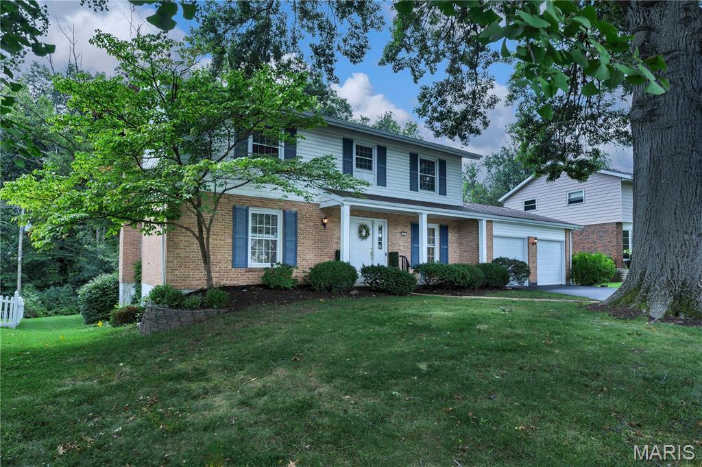 2nd image of 442 Wildwood Pkwy, Ballwin, MO 63011 | MLS# MIS26053810