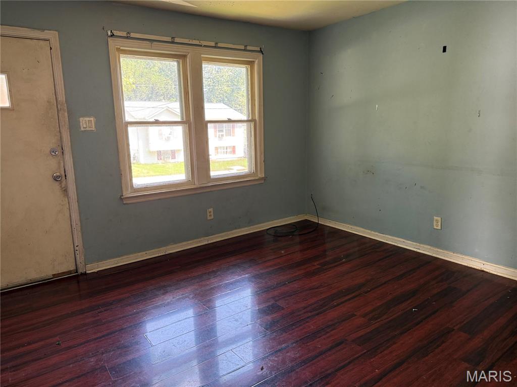 4th image of 256 Flora Dr, Saint Louis, MO 63135 | MLS# MIS26053824