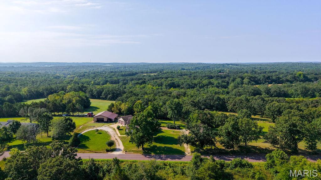 3rd image of 1865 Yellow Rock Rd, De Soto, MO 63020 | MLS# MIS26053868