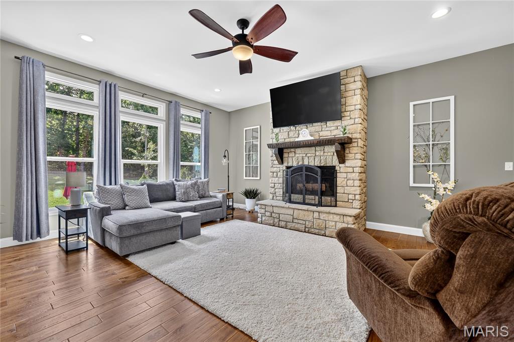 5th image of 524 Stonewolf Creek Dr, Wentzville, MO 63385 | MLS# MIS26053873