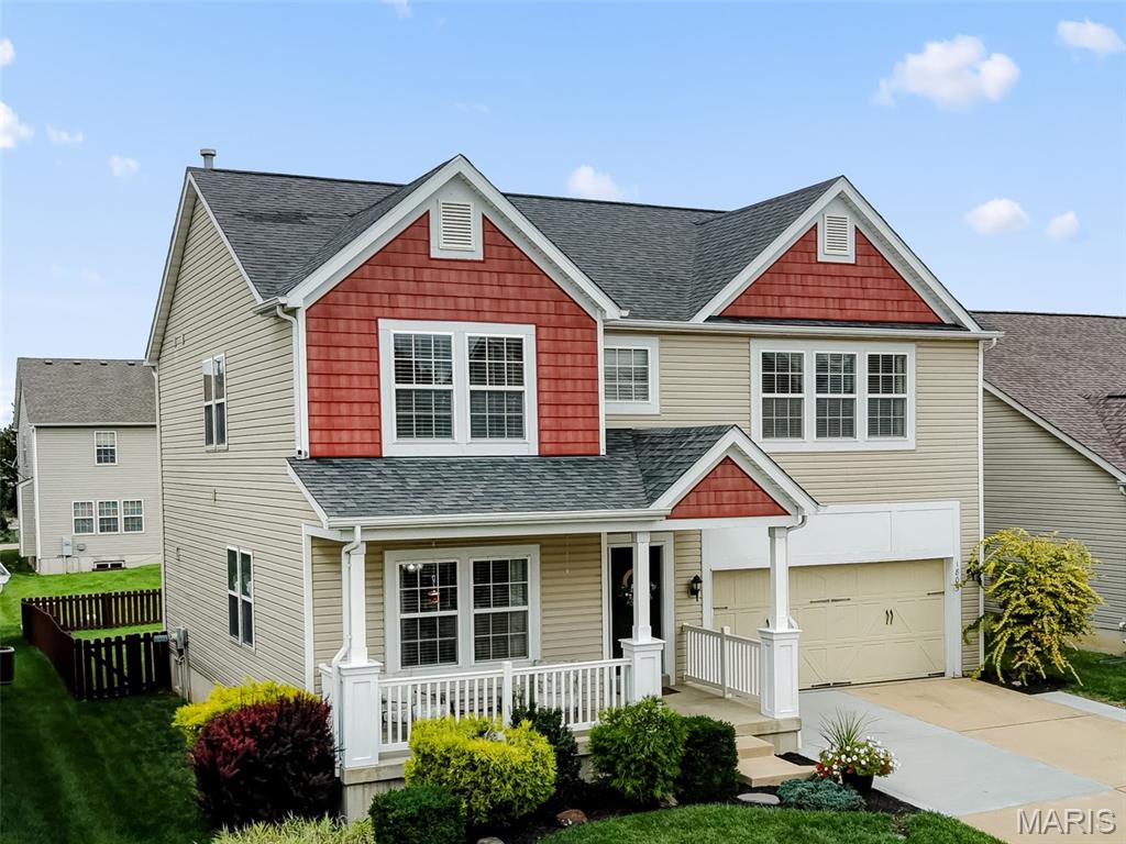 2nd image of 1805 English Oak Dr, Lake Saint Louis, MO 63367 | MLS# MIS26053887