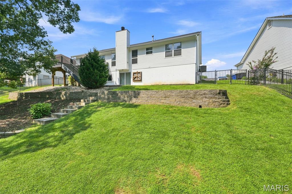 31st image of 1018 Reddington Timbers Dr, St Charles, MO 63304 | MLS# MIS26053919