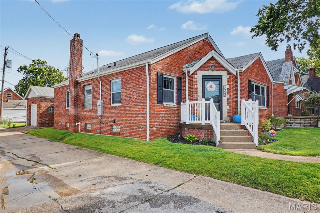 2nd image of 5829 Oleatha Ave, Saint Louis, MO 63139 | MLS# MIS26054011