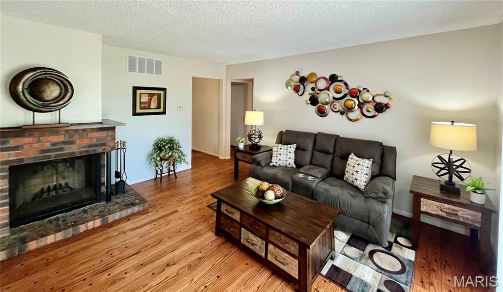 image of 12804 Fox Haven Dr, Florissant, MO 63033 | MLS# MIS26054025