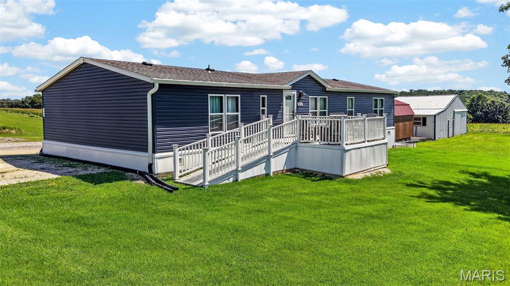 3rd image of 200 Fairview Dr, Winfield, MO 63389 | MLS# MIS26054044