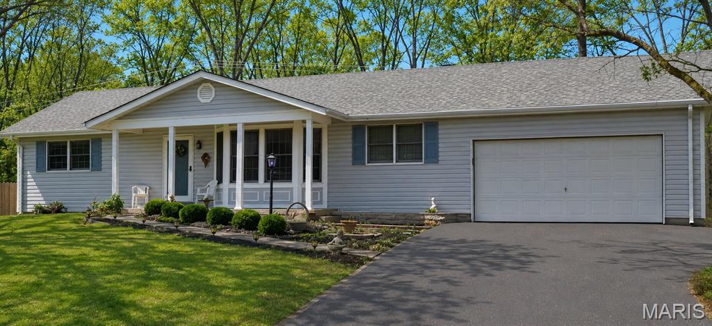 1st image of 219 Highview Dr, Ballwin, MO 63011 | MLS# MIS26054053