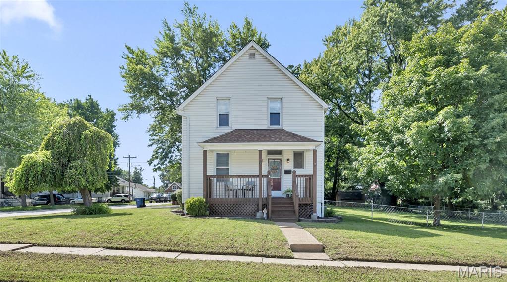 image of 2903 Kincaid Avenue Avenue, St Louis, MO 63114 | MLS# MIS26054083
