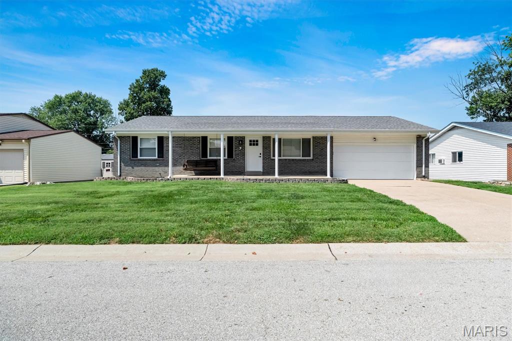 1st image of 7 Saint Mark Dr, St Peters, MO 63376 | MLS# MIS26054198