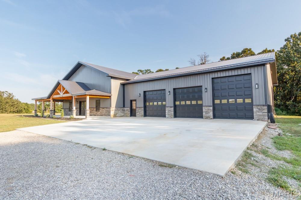 3rd image of 27230 Pelican Dr, Lebanon, MO 65536 | MLS# MIS26054258