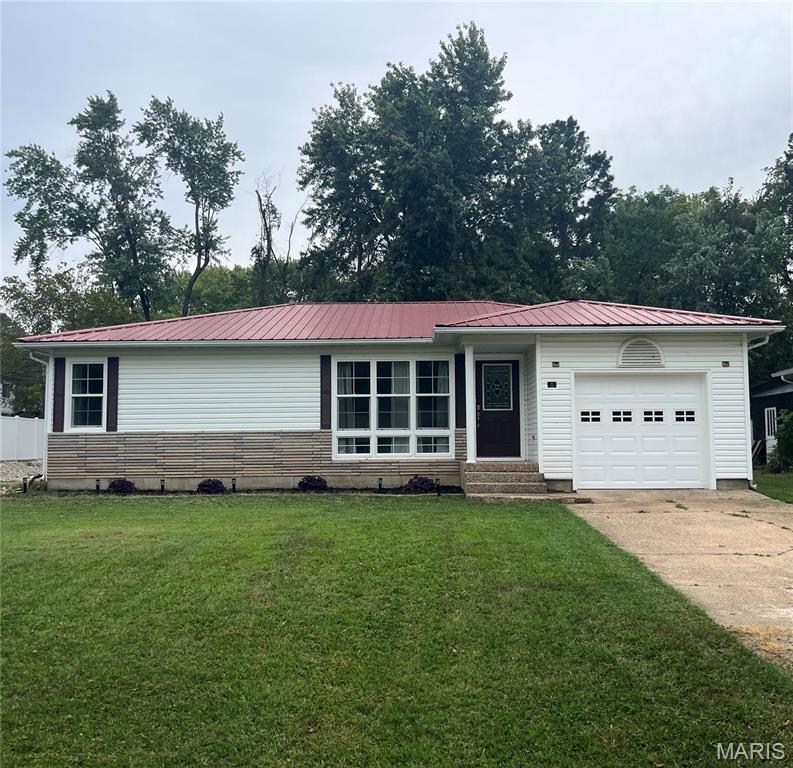 1st image of 107 E 6th St, Dixon, MO 65459 | MLS# MIS26054265
