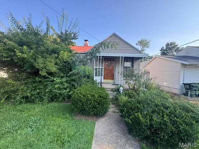 1st image of 10593 Clarendon Ave, St Louis, MO 63114 | MLS# MIS26054288