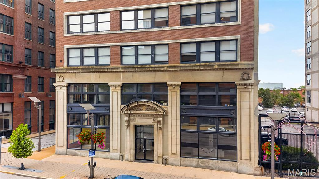 2nd image of 1619 Washington Ave #802, St Louis, MO 63103 | MLS# MIS26054325
