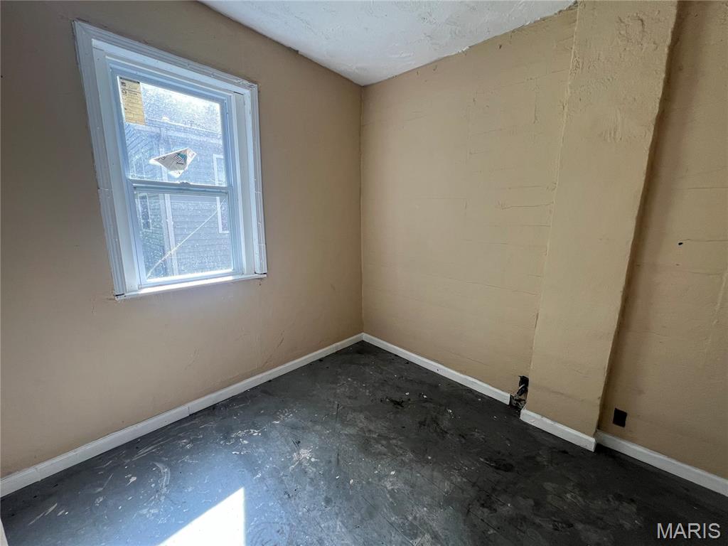 image of 7711 Minnesota Ave, St Louis, MO 63111 | MLS# MIS26054401
