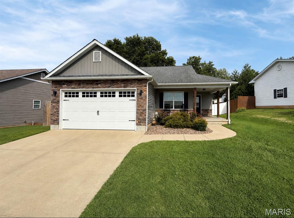 1st image of 304 Kinley Dr, Farmington, MO 63640 | MLS# MIS26054426