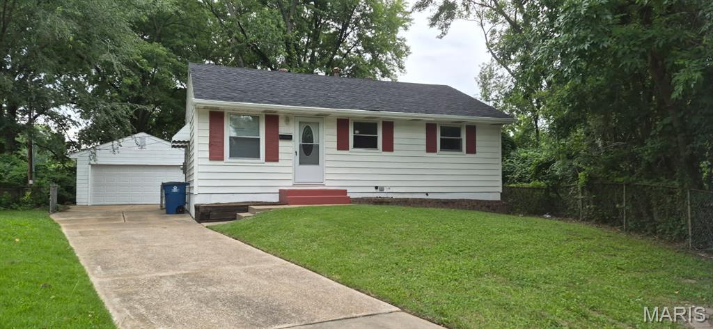 1st image of 10605 Dunkeld Cir, St Louis, MO 63137 | MLS# MIS26054559