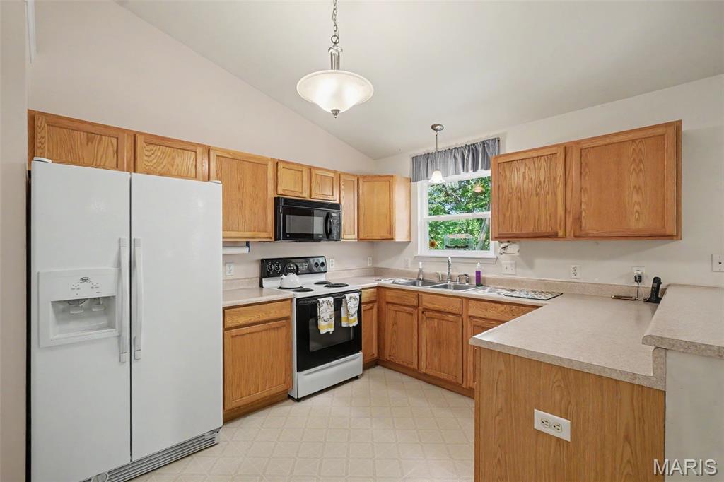 3rd image of 2180 Anthony Steven Ct, Warrenton, MO 63383 | MLS# MIS26054560