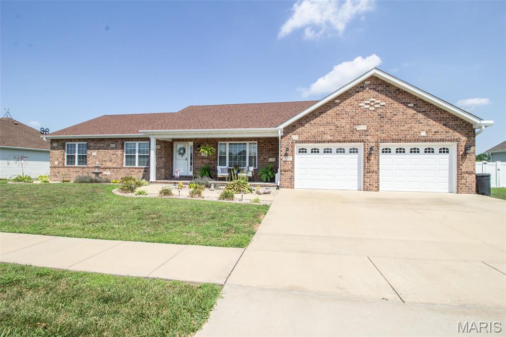 1st image of 2541 Commercial Pkwy, Granite City, IL 62040 | MLS# MIS26054611