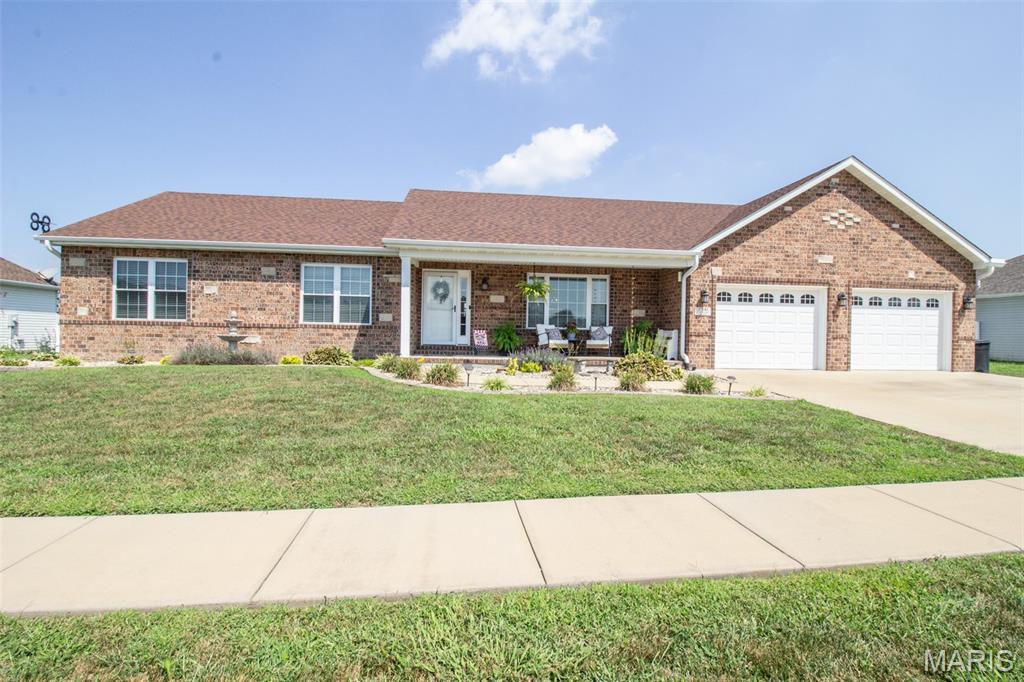 43rd image of 2541 Commercial Pkwy, Granite City, IL 62040 | MLS# MIS26054611