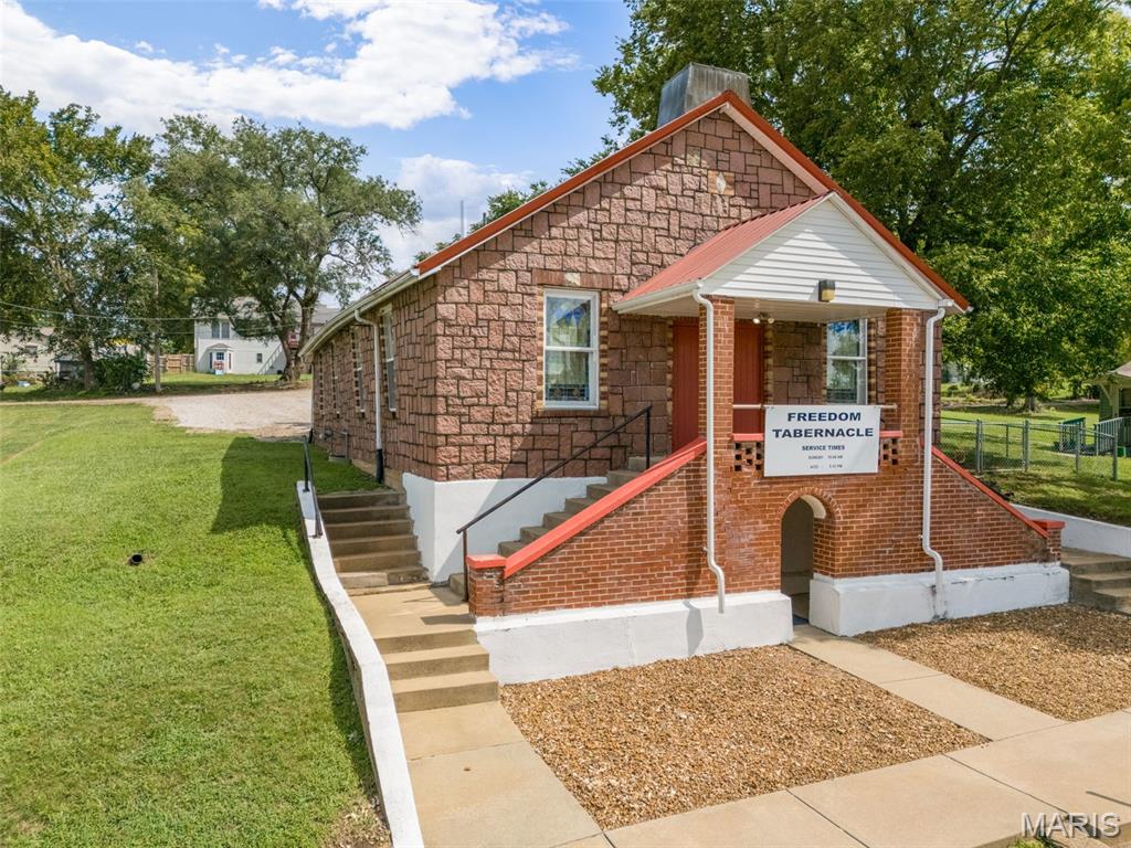 2nd image of 402 Glendale St, Park Hills, MO 63601 | MLS# MIS26054614