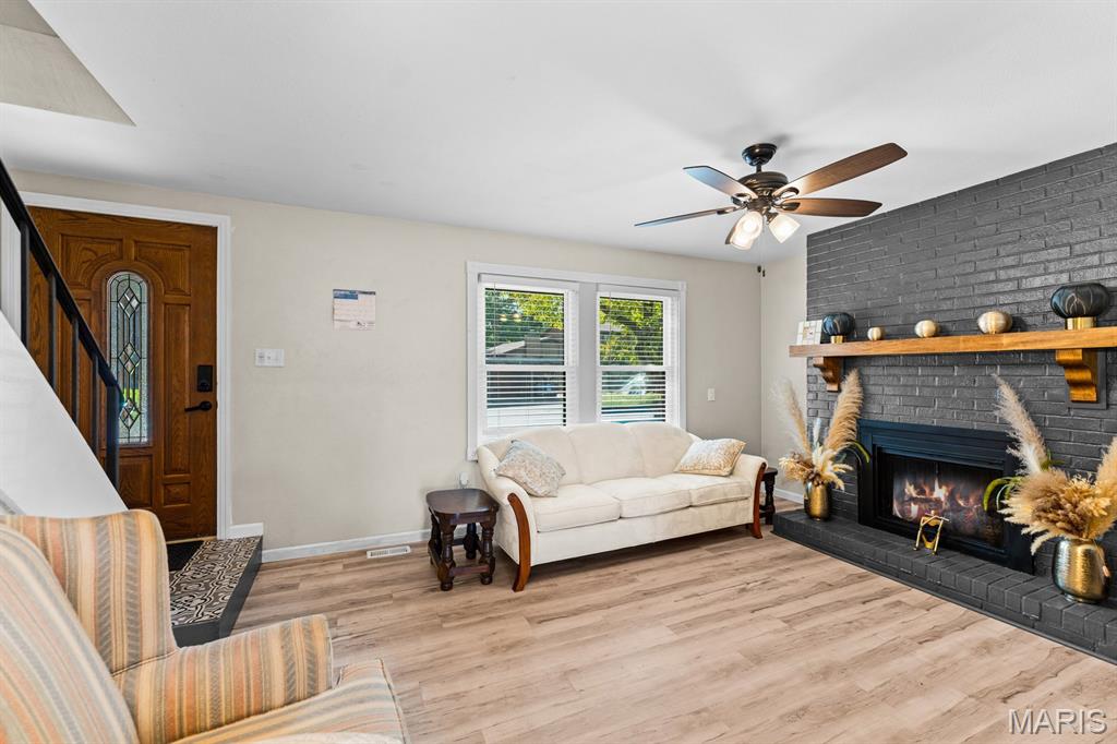 5th image of 903 Hampton Ct, Belleville, IL 62223 | MLS# MIS26054663