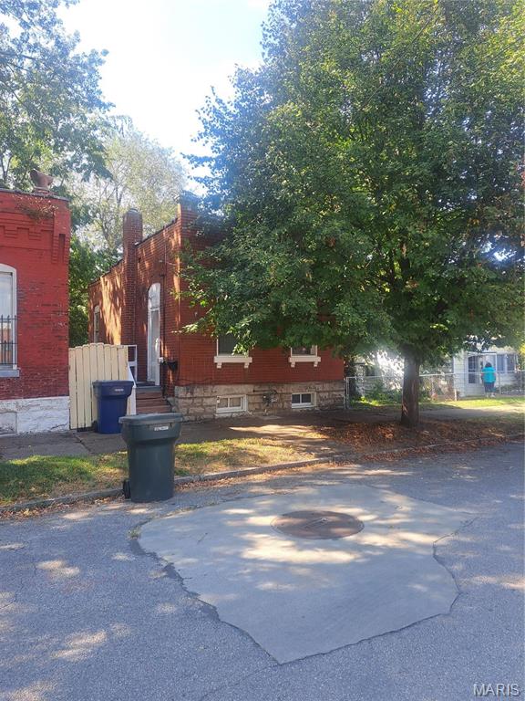 1st image of 3723 Marine Ave, St Louis, MO 63118 | MLS# MIS26055057