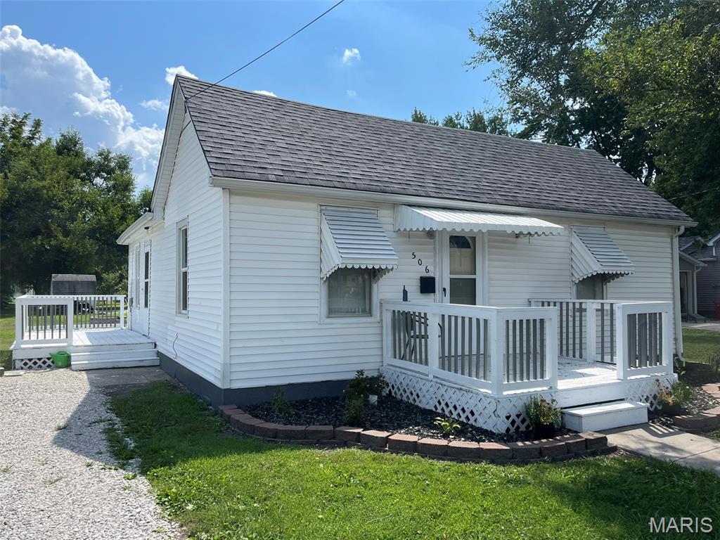 1st image of 506 Panhorst St, Staunton, IL 62088 | MLS# MIS26055162