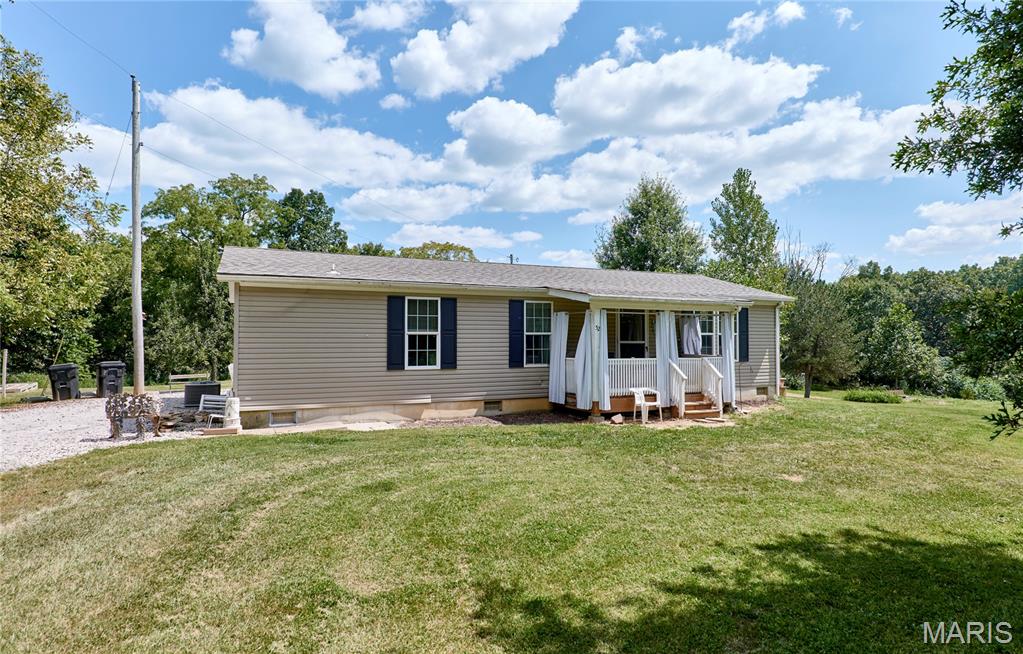 3rd image of 54 Wisteria Ln, Troy, MO 63379 | MLS# MIS26055249