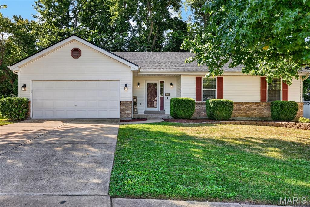 Photo 3 of Single family home for sale at 206 Geranium Dr, O Fallon, MO 63366 | MLS# MIS26055720 | Listing updated on 2026-09-03