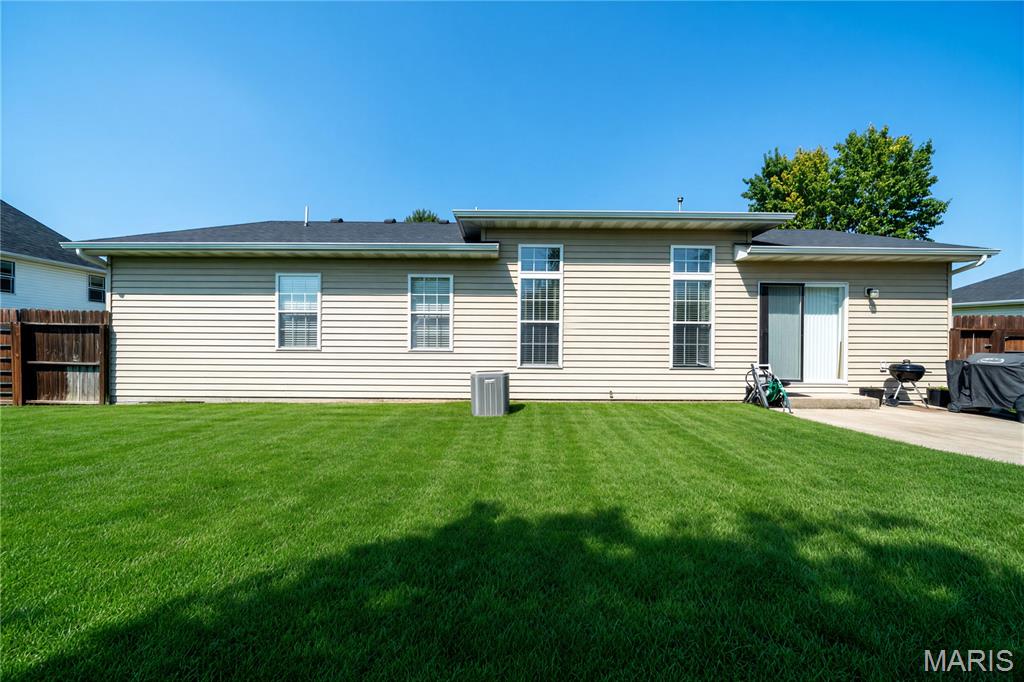 Photo 27 of Single family home for sale at 830 S Central St, Centralia, MO 65240 | MLS# MIS26056002 | Listing updated on 2026-09-02