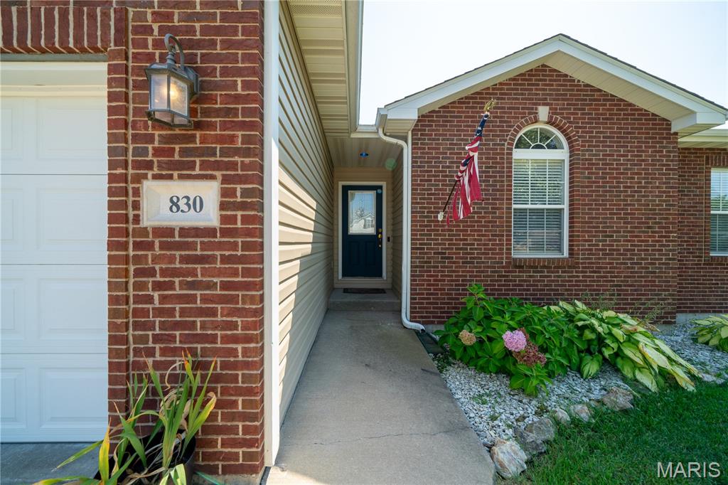 Photo 3 of Single family home for sale at 830 S Central St, Centralia, MO 65240 | MLS# MIS26056002 | Listing updated on 2026-09-02