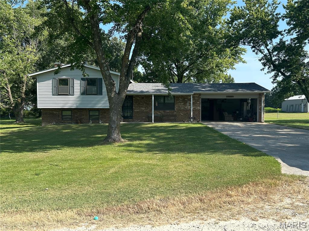 Photo 2 of Single family home for sale at 14197 New Quest Ln, Dexter, MO 63841 | MLS# MIS26056375 | Listing updated on 2026-09-02