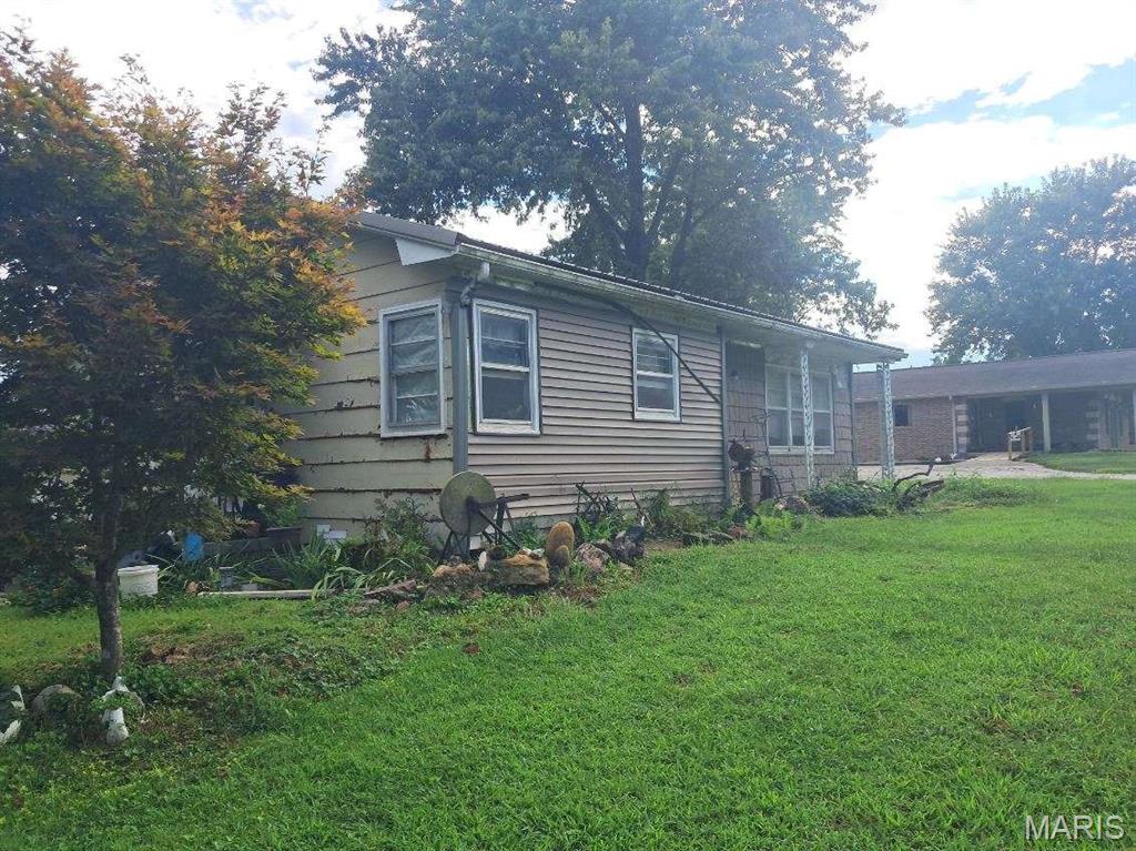 Photo 1 of Single family home for sale at 209 E Sunset Dr, Hale, MO 64643 | MLS# MIS26056724 | Listing updated on 2026-09-03