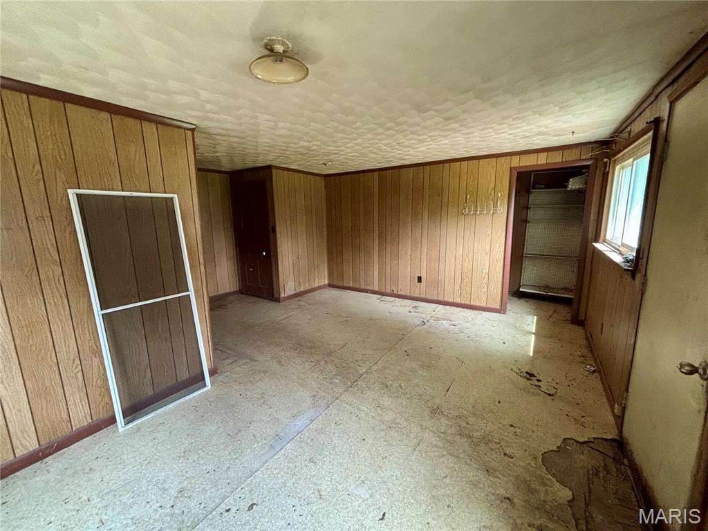 Photo 5 of Single family home for sale at 629 S Walker St, Montgomery City, MO 63361 | MLS# MIS26056781 | Listing updated on 2026-09-03