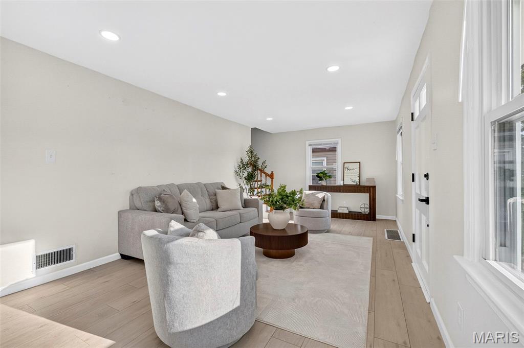 Photo 4 of Single family home for sale at 4508 Saint Leo Ln, Saint Ann, MO 63074 | MLS# MIS26057545 | Listing updated on 2026-09-06
