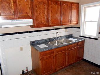4th image of 9625 Colony Dr, Saint Louis, MO 63137 | MLS# MIS13065536