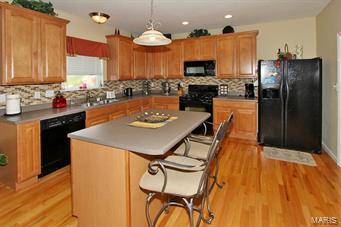5th image of 434 Scenic Dr, Saint Peters, MO 63376 | MLS# MIS14041233