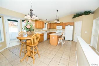 Homes for sale in Lake Saint Louis, MO | 619 Green Tree Meadows Dr, Lake Saint Louis, MO 63367 | MLS# MIS14056961