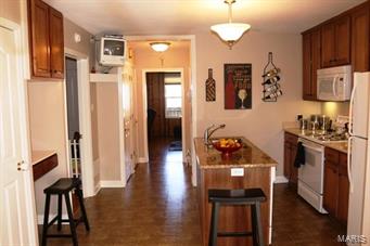 Homes for sale in Kirkwood, MO | 404 Lee Ave, Kirkwood, MO 63122 | MLS# MIS14060928